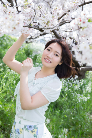 亚洲一区二区精品视频