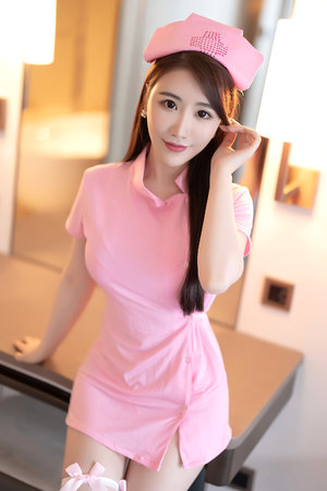 愉快的交换夫妇中文