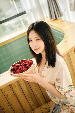 久热免费在线观看